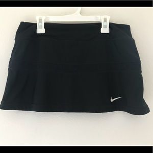 Nike black tennis skirt